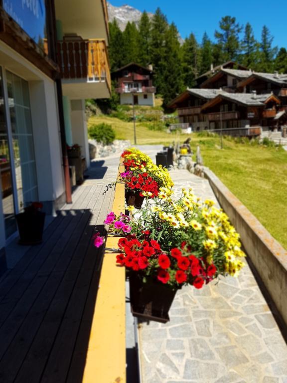 Hotel Alpenperle Saas-Fee Eksteriør bilde