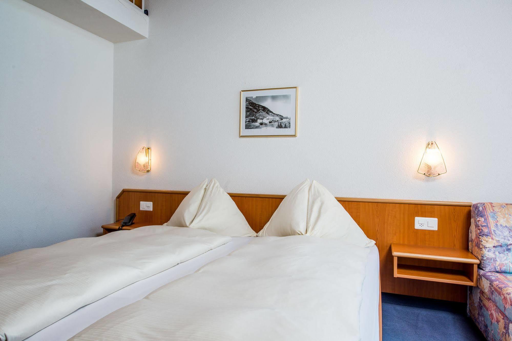Hotel Alpenperle Saas-Fee Eksteriør bilde